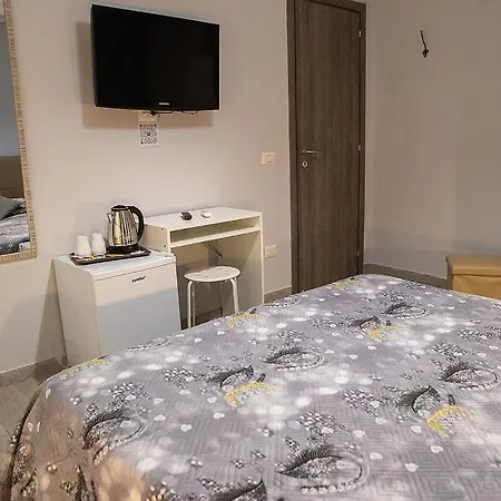 Bed & Breakfast Zuroli 4*