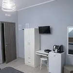 Alojamento de Acomodação e Pequeno-almoço Zuroli 4*