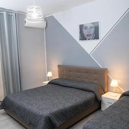 Zuroli 4* Napoli