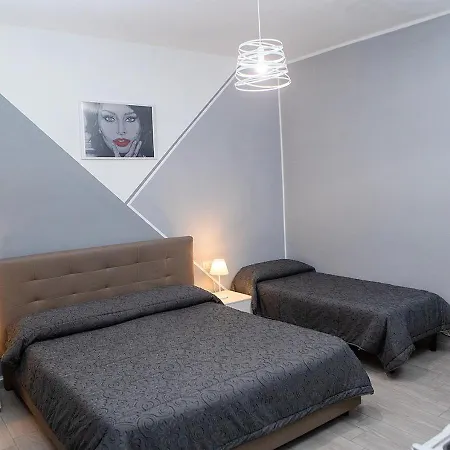 Zuroli 4* Napoli