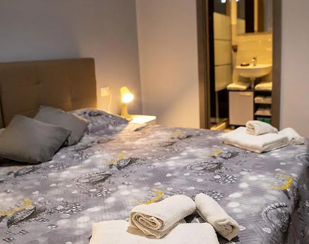 Bed & Breakfast Zuroli 4*